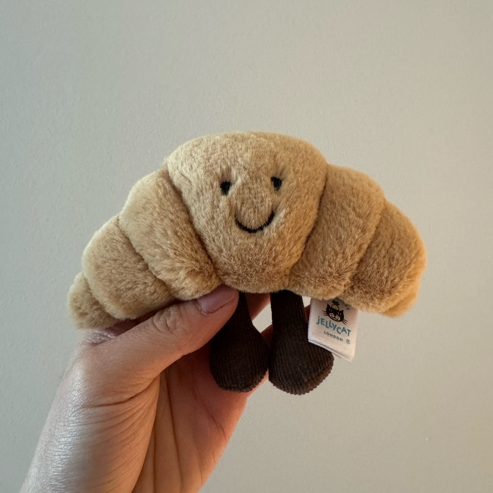 Jellycat Croissant KEYCHAIN SIZE